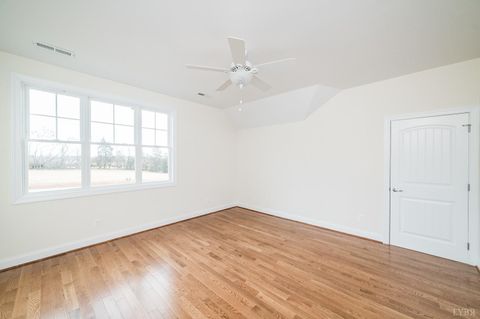 Tiny photo for 1510 Autumn Run Drive, Forest, VA 24551 (MLS # 366717)