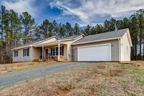 Tiny photo for 2518 Reedy Spring Road, Spout Spring, VA 24593 (MLS # 365081)