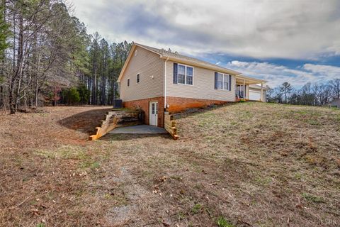 Tiny photo for 2518 Reedy Spring Road, Spout Spring, VA 24593 (MLS # 365081)