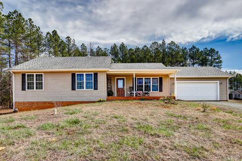 Photo of 2518 Reedy Spring Road, Spout Spring, VA 24593 (MLS # 365081)