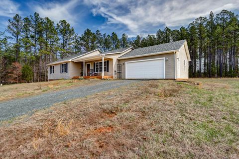 Tiny photo for 2518 Reedy Spring Road, Spout Spring, VA 24593 (MLS # 365081)