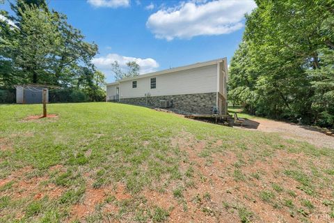 Tiny photo for 1124 Homeplace Road, Bedford, VA 24523 (MLS # 366792)