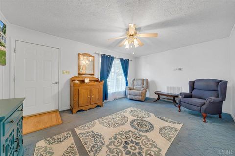 Tiny photo for 1124 Homeplace Road, Bedford, VA 24523 (MLS # 366792)