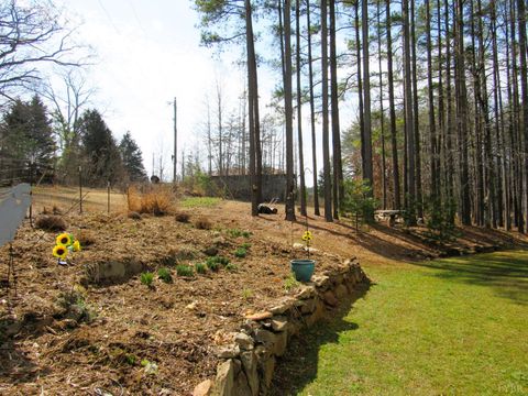 Tiny photo for 3324 Laurel Road, Shipman, VA 22971 (MLS # 364676)