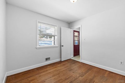 Tiny photo for 2229 Taylor Farm Road, Lynchburg, VA 24503 (MLS # 364445)