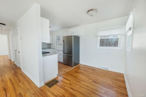 Tiny photo for 649 Amelon Road, Madison Heights, VA 24572 (MLS # 364225)