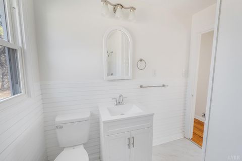 Tiny photo for 649 Amelon Road, Madison Heights, VA 24572 (MLS # 364225)