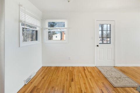 Tiny photo for 649 Amelon Road, Madison Heights, VA 24572 (MLS # 364225)