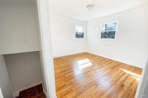 Tiny photo for 649 Amelon Road, Madison Heights, VA 24572 (MLS # 364225)