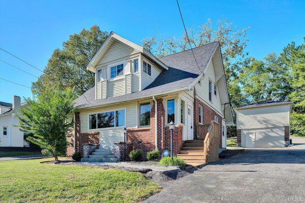 7760 WILLIAMSON RD, ROANOKE, VA 24019 - Image 4d2ee7d428386636ce2e672fac4c0eda/1020304495
