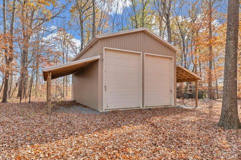 Tiny photo for 5050 Falkland Road, Scottsburg, VA 24589 (MLS # 363201)