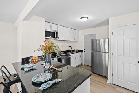 Tiny photo for 1201 Stratford Road, Lynchburg, VA 24502 (MLS # 364359)