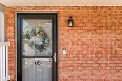 Tiny photo for 66 Cavalier Court, Lynchburg, VA 24502 (MLS # 362750)