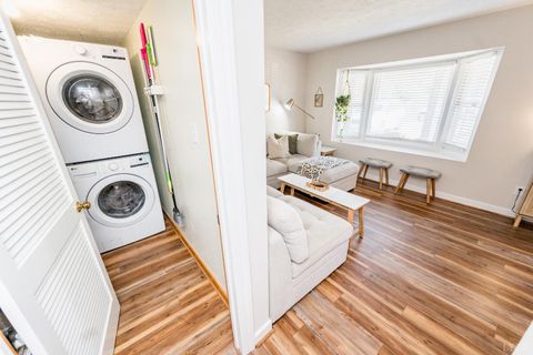 Tiny photo for 66 Cavalier Court, Lynchburg, VA 24502 (MLS # 362750)