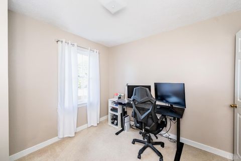 Tiny photo for 66 Cavalier Court, Lynchburg, VA 24502 (MLS # 362750)