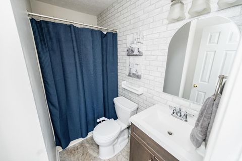 Tiny photo for 66 Cavalier Court, Lynchburg, VA 24502 (MLS # 362750)