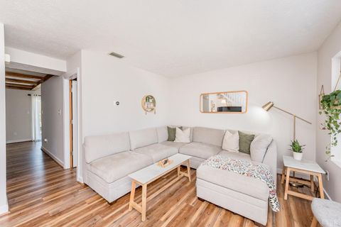 Tiny photo for 66 Cavalier Court, Lynchburg, VA 24502 (MLS # 362750)