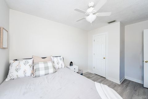 Tiny photo for 66 Cavalier Court, Lynchburg, VA 24502 (MLS # 362750)