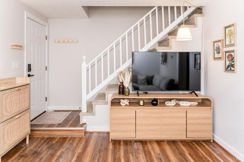 Tiny photo for 66 Cavalier Court, Lynchburg, VA 24502 (MLS # 362750)