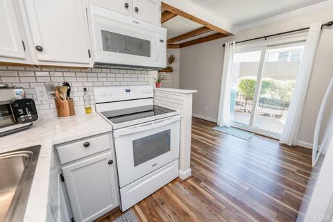 Tiny photo for 66 Cavalier Court, Lynchburg, VA 24502 (MLS # 362750)