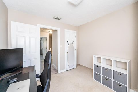 Tiny photo for 66 Cavalier Court, Lynchburg, VA 24502 (MLS # 362750)