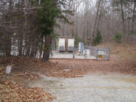 Tiny photo for 475 Corning Drive Dr, Danville, VA 24541 (MLS # 363700)