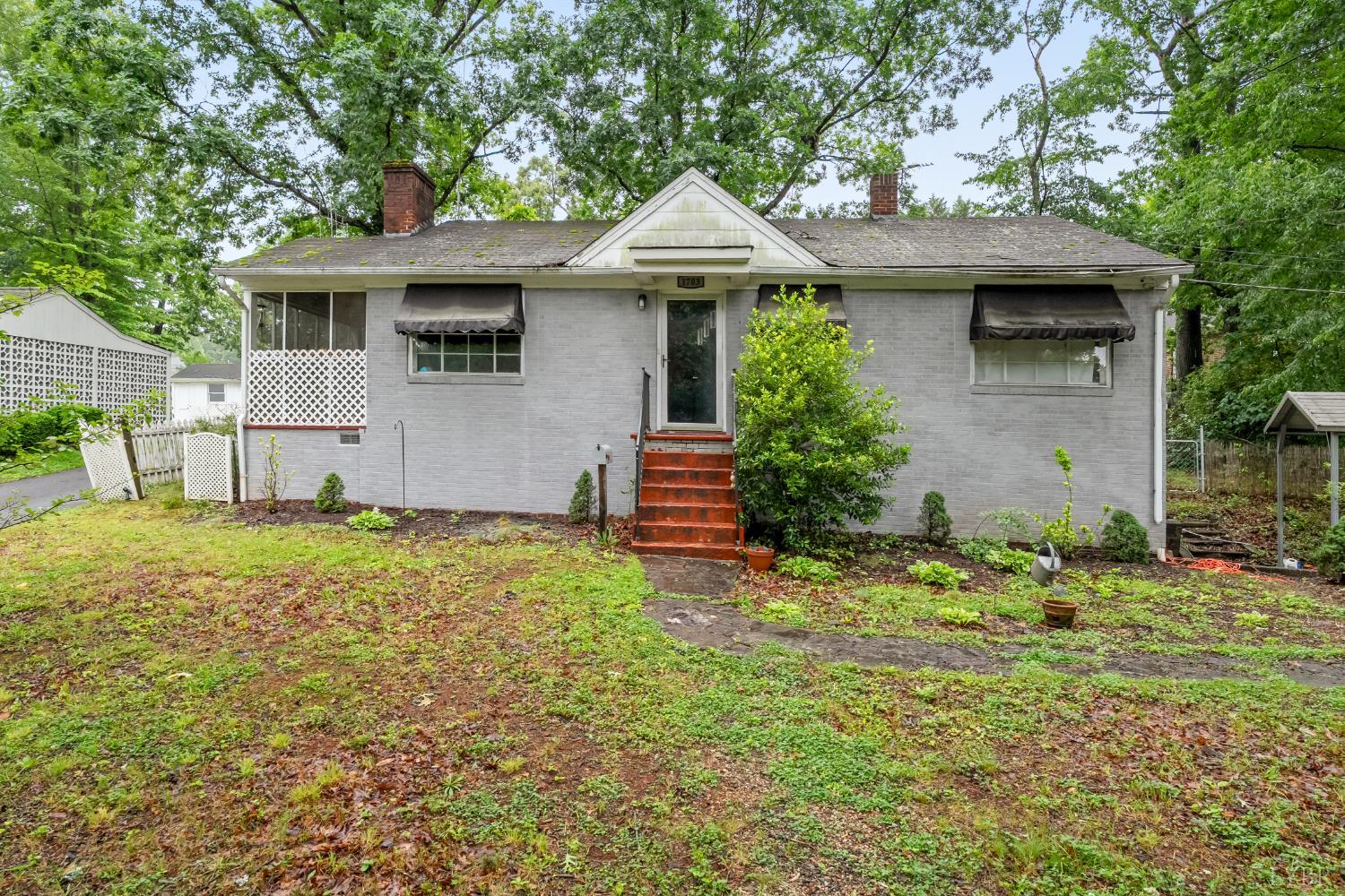 1703 Dale Avenue, Altavista, Virginia image 1