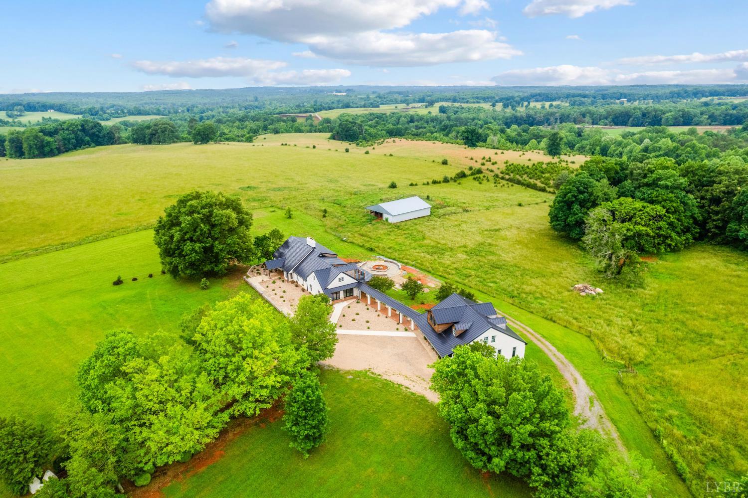 7845 Bear Creek Road, Gladys, Virginia image 3