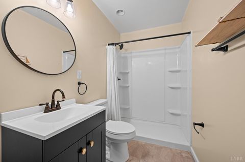 Tiny photo for 205 Bonterra Place, Lynchburg, VA 24501 (MLS # 365763)