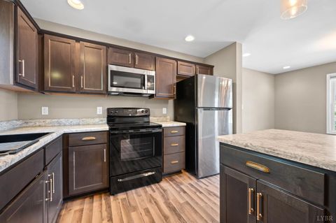 Tiny photo for 205 Bonterra Place, Lynchburg, VA 24501 (MLS # 365763)