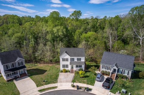 Tiny photo for 205 Bonterra Place, Lynchburg, VA 24501 (MLS # 365763)