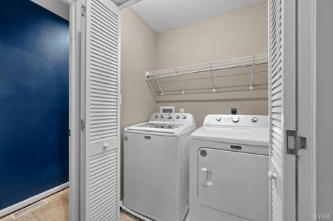 Tiny photo for 205 Bonterra Place, Lynchburg, VA 24501 (MLS # 365763)