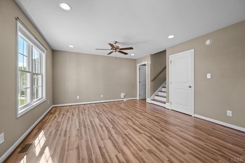 Tiny photo for 205 Bonterra Place, Lynchburg, VA 24501 (MLS # 365763)