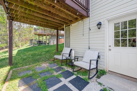 Tiny photo for 205 Bonterra Place, Lynchburg, VA 24501 (MLS # 365763)
