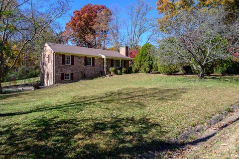 Tiny photo for 118 Patricia Drive, Lynchburg, VA 24501 (MLS # 363113)