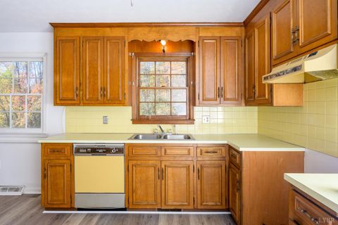 Tiny photo for 118 Patricia Drive, Lynchburg, VA 24501 (MLS # 363113)