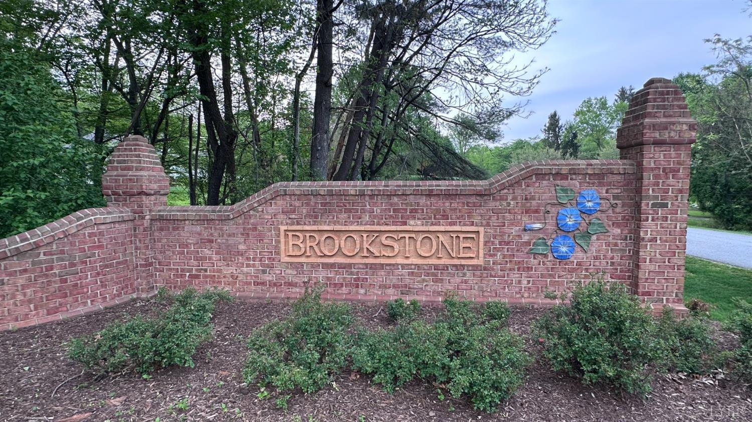 1244 Thompson Lane, Forest, Virginia image 2