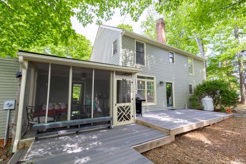 Tiny photo for 1103 Ivy Pl PL, Forest, VA 24551 (MLS # 366253)