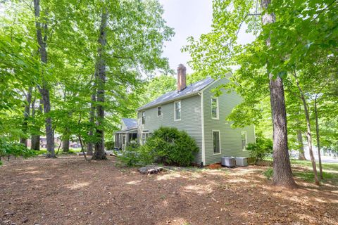 Tiny photo for 1103 Ivy Pl PL, Forest, VA 24551 (MLS # 366253)