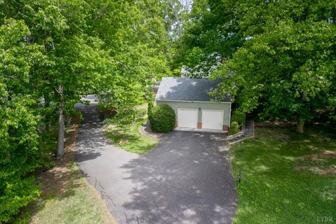 Tiny photo for 1103 Ivy Pl PL, Forest, VA 24551 (MLS # 366253)