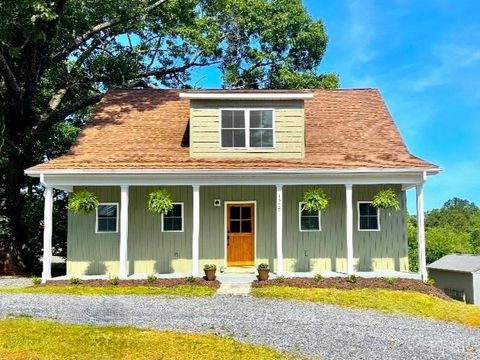 Homes For Sale - 1509 Clearview Road<br/> Bedford County, Bedford, VA 24523