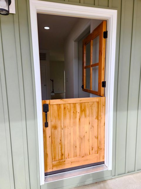 Tiny photo for 1509 Clearview Road, Bedford, VA 24523 (MLS # 365019)