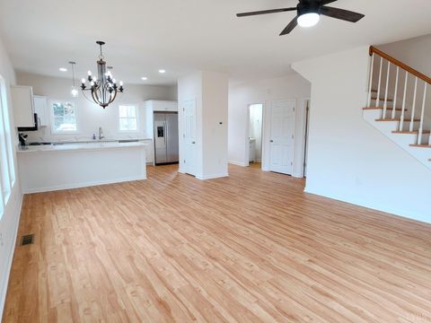 Tiny photo for 1509 Clearview Road, Bedford, VA 24523 (MLS # 365019)