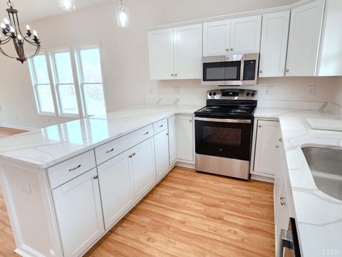 Tiny photo for 1509 Clearview Road, Bedford, VA 24523 (MLS # 365019)