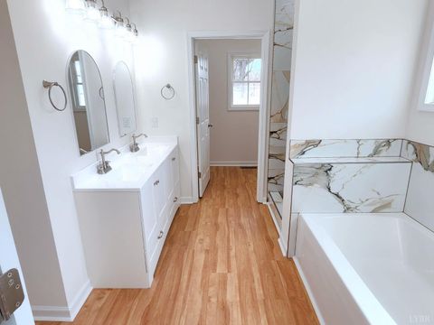 Tiny photo for 1509 Clearview Road, Bedford, VA 24523 (MLS # 365019)