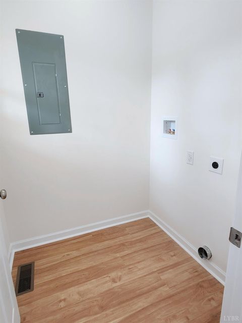 Tiny photo for 1509 Clearview Road, Bedford, VA 24523 (MLS # 365019)