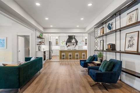 Tiny photo for 1221 Oakwood Street, Bedford, VA 24523 (MLS # 365094)