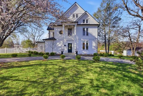 Photo of 1221 Oakwood Street, Bedford, VA 24523 (MLS # 365094)