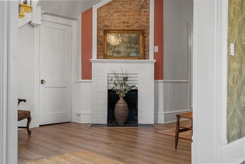 Tiny photo for 1221 Oakwood Street, Bedford, VA 24523 (MLS # 365094)