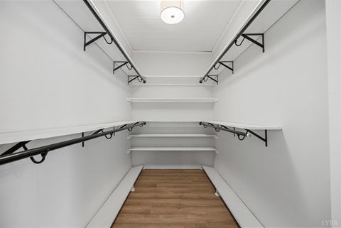 Tiny photo for 1221 Oakwood Street, Bedford, VA 24523 (MLS # 365094)